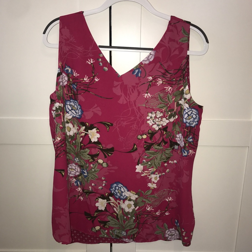 Chico's Reversible Floral Geometric Tank